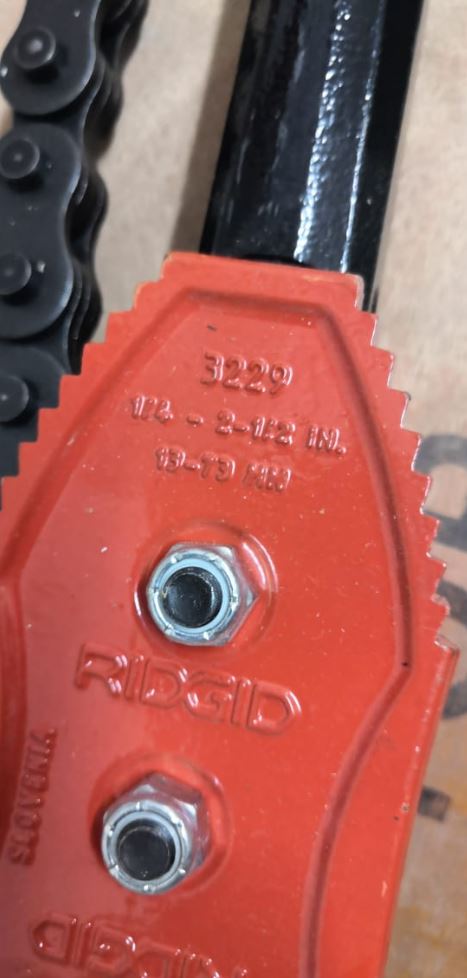 Llave de tenazas de cadena reversible de extremo doble, capacidad de tubo de 1/4" - 2 1/2" – Double-End Chain Tongs, 1/4 in. to 2 1/2 in. Pipe Capacity - Image 3