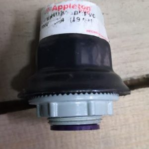Conector Conduit tipo HUB, 3/4” (19MM), Estanco, Aislado, Recubierto de PVC – Conduit Hub, 3/4"(19MM), Watertight, Insulated, PVC Coated