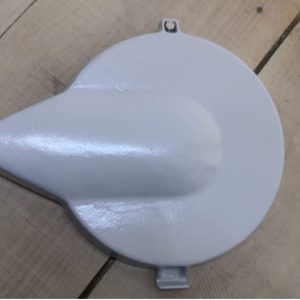 Campana de Montaje, Montaje Puntal 25°, para Luminaria entrada de 1-1/2"– Mounting Hood, 25° Stanchion, 1-1/2" Hub